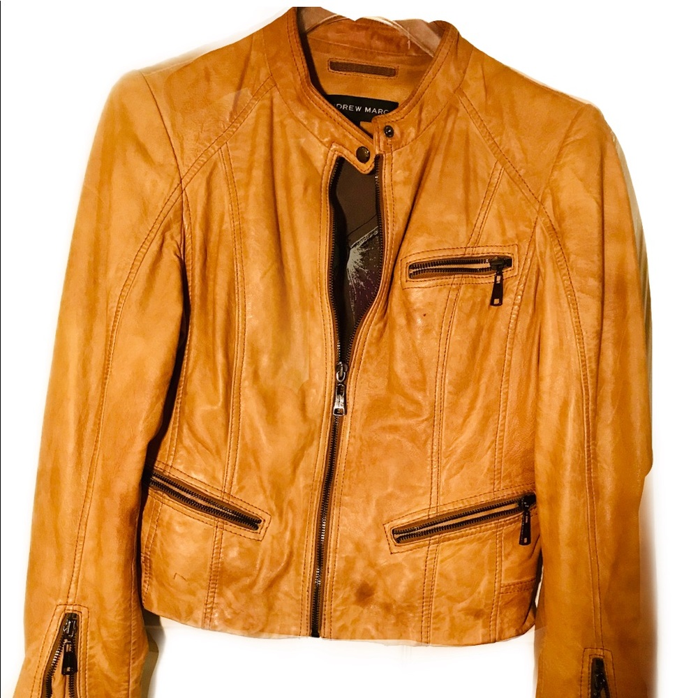 BUTTER SOFT💕Andrew Marc **Rare** Natural  COLOR